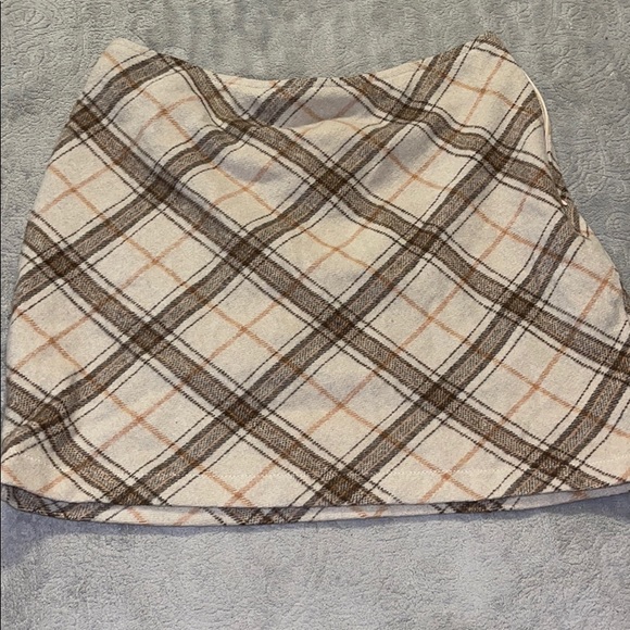 Skirt - Picture 2 of 2